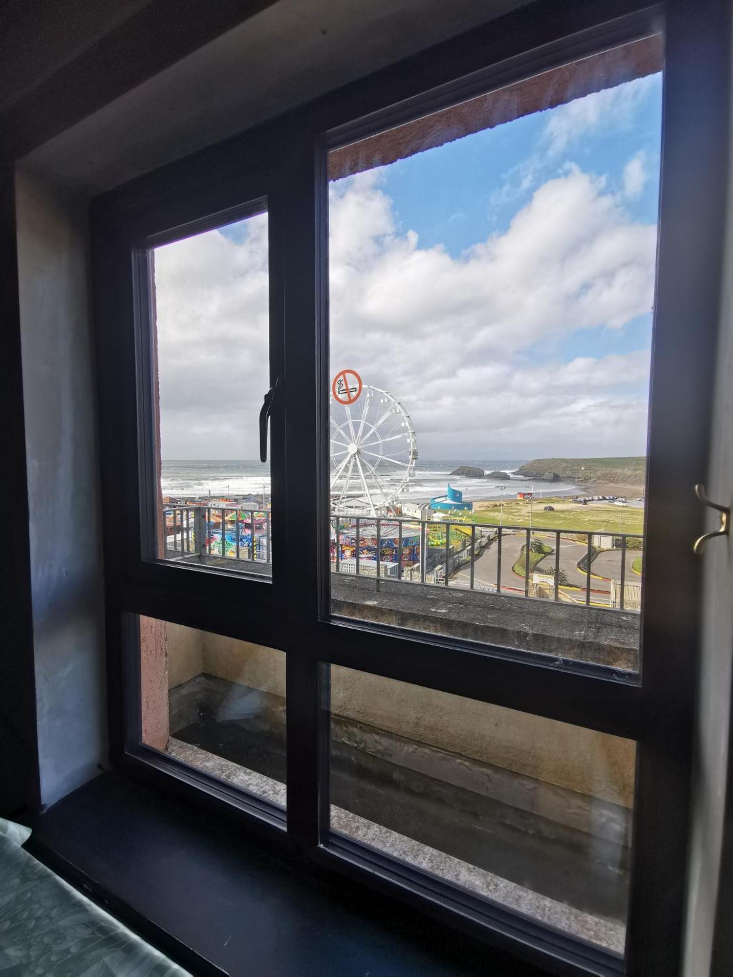 Palm Cove Bundoran Luxurious Sea View Balcony Free Wifi Netflix Sleeps 5 Apartamento Exterior foto