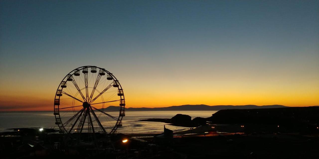 Palm Cove Bundoran Luxurious Sea View Balcony Free Wifi Netflix Sleeps 5 Apartamento Exterior foto
